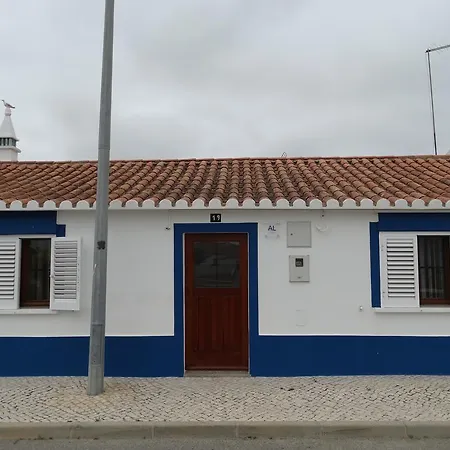 Сasa de vacaciones E *