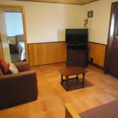 E Ferienhaus *